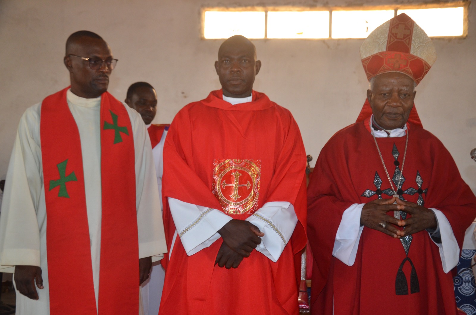 Mayo BOUCKI : L'abbé Michel BOUBA installé comme curé